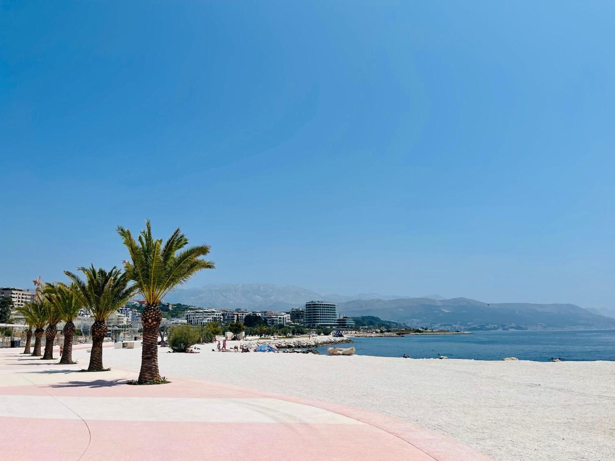 Guest house Apartmens And Madunic V Split